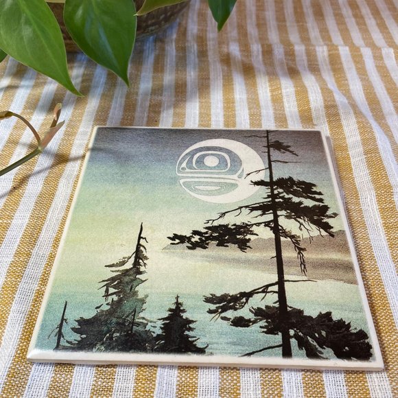 Vintage THE MOON By Sue Coleman Native Design Tile And Cork Trivet Wall Hanging - Picture 1 of 6